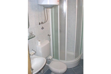 Chorwacja Privát Brela, Zewnątrz